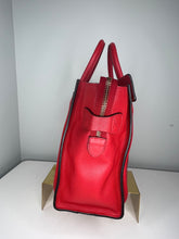 Load image into Gallery viewer, Pre-loved Celine Luggage Bag