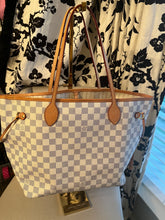 Load image into Gallery viewer, Pre-Loved LV Neverfull Azur MM