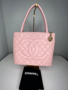 Pre-Loved Chanel Pink Medallion Bag – The DJF