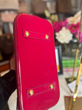 Load image into Gallery viewer, Pre-Loved LV Vernis  Alma MM Red/Pink