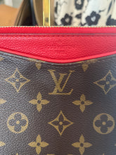 Load image into Gallery viewer, Pre-Loved LV Pouch w chain