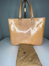 Load image into Gallery viewer, Pre-loved LV Vernis Tote