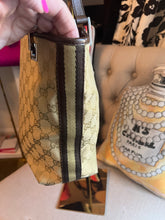 Load image into Gallery viewer, Pre-Loved Gucci SmallTote