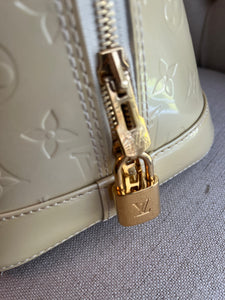 Pre-Loved LV Vernis GM Alma