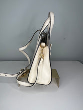 Load image into Gallery viewer, Pre-loved Gucci Ribbon 2 Way Bag