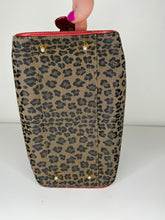 Load image into Gallery viewer, Pre-loved Fendi Leopard Bag