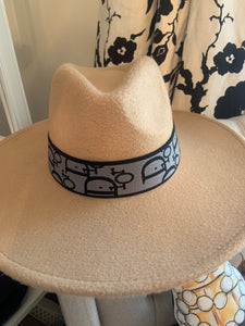 Black and Grey D Hat Band